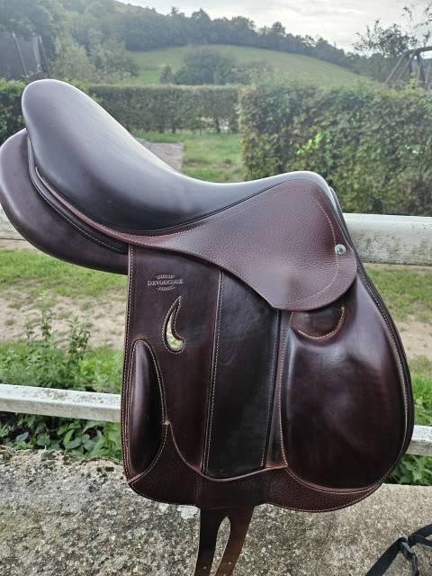 Selle Devoucoux Chiberta K 16.5 Havane