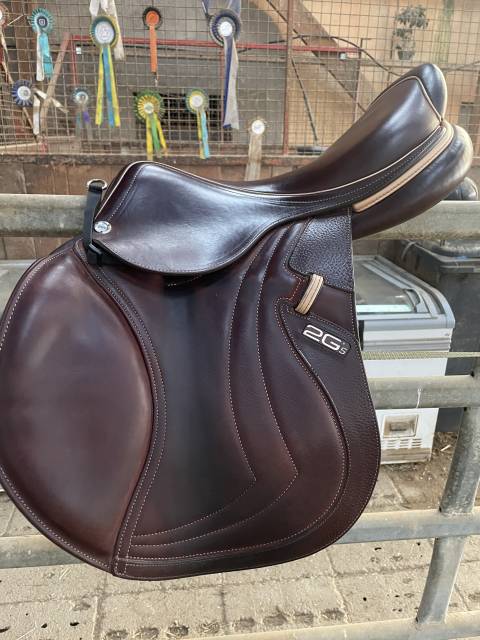 Vends Selle CWD modèle 2GS Mademoiselle de 2024