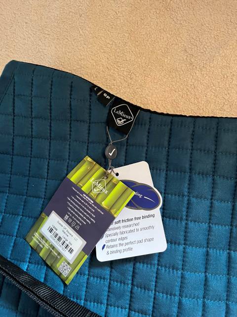 Tapis Suede GP Square LeMieux taille L Neuf