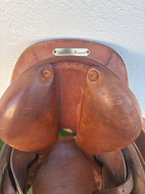 Sublime selle d'obstacle Frédéric Butet Plate 16 pouces