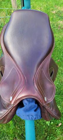 Selle Ikonic marron 16.5