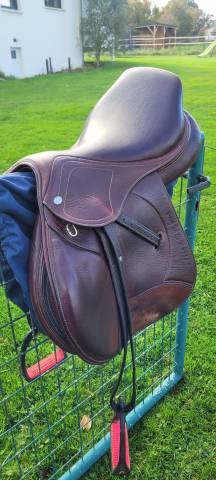 Selle Ikonic marron 16.5