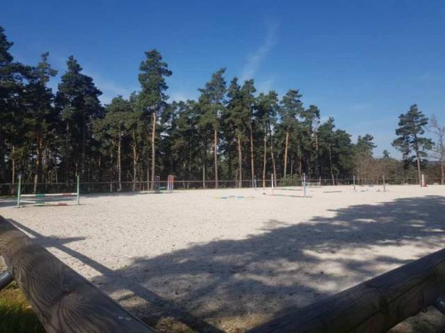 Domaine équestre avec ecurie et habit habitad'exception