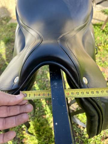 Selle de dressage CWD SE24 18´´ 3LA 2022