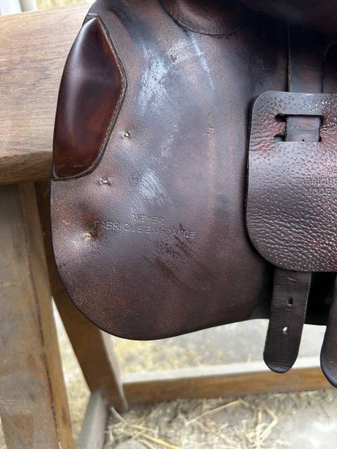 Selle Meyer 2011 taille 16,5