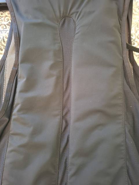 Gilet airbag Equitheme taille S excellent état 