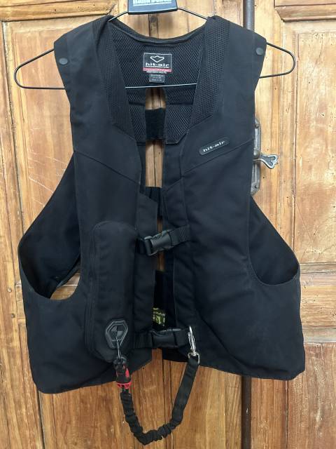 GILET -  Air Bag - Etat neuf, peu utilisé