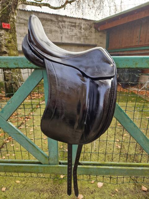 Selle de dressage childeric 