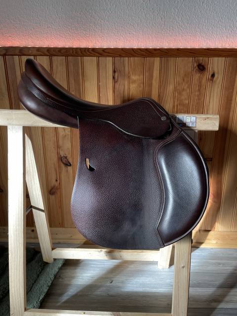 Selle Equipe Emporio Jump