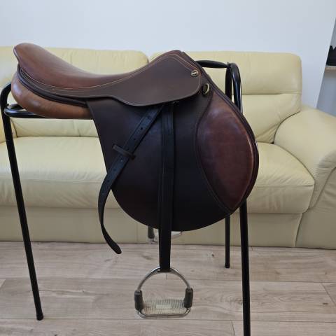 Selle d'équitation Terry's Sensor 17' mixte équipée