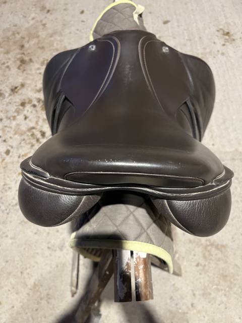 Selle thorowgood t8 jump