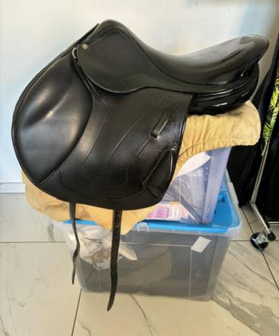 Selle mono-quartier antares 17.5