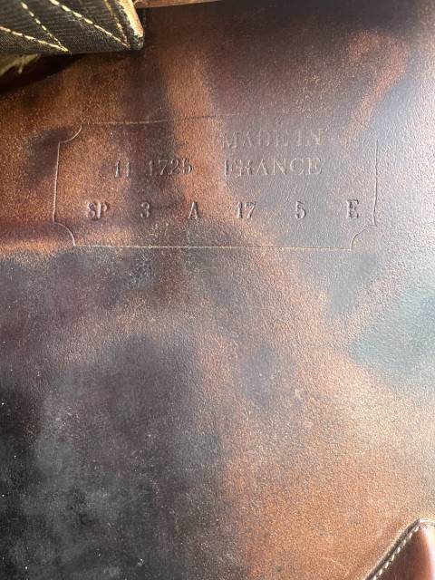 Selle Antarès - 17,5 pouces