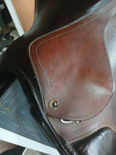 Selle mixte 17,5 pouces 