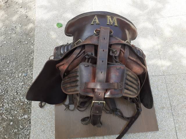 vends selle camarguaise