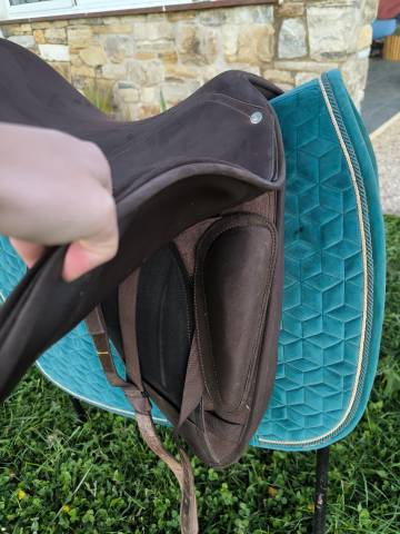 Selle de dressage Wintec Isabell Werth 17 pouces