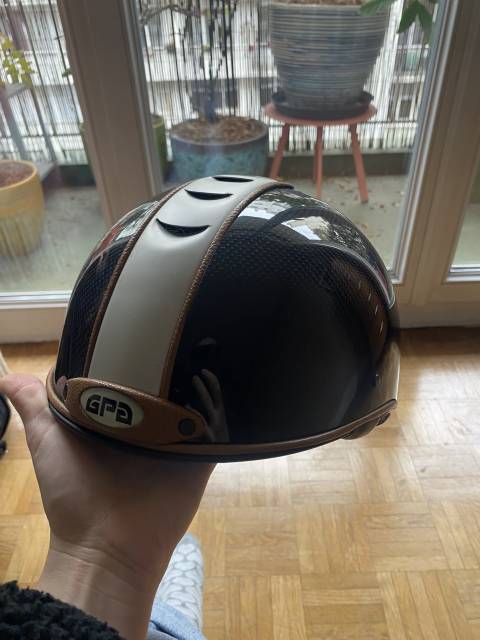Casque carbone GPA