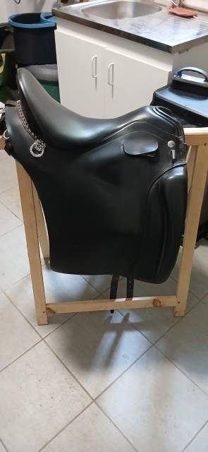 SELLE DRESSAGE/EQUITATION DE TRAVAIL ZALDI 