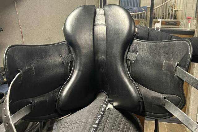 Selle Dressage Gaston Mercier Doline 2