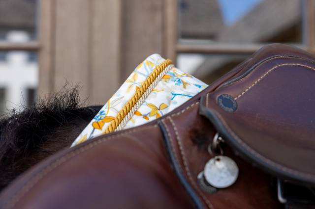 Tapis de Selle Velvet printing fleuri - Kentucky - Velours chic