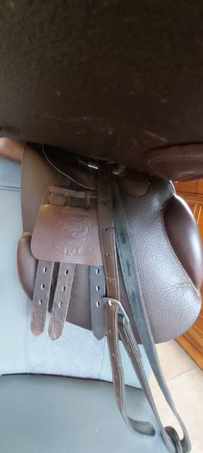 Vend Selle Eric Thomas Fontainebleu 17.5