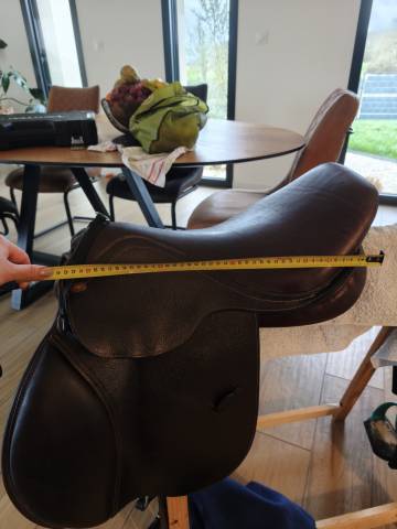 Selle Eric thomas kevin 17, 5 