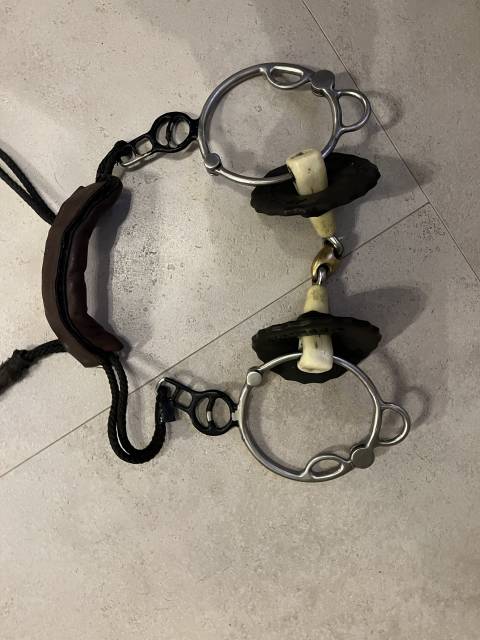 Mors alain ventre 130 canons en résine etolives cyprium