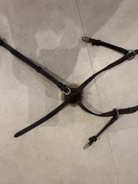 Mors alain ventre 130 canons en résine etolives cyprium