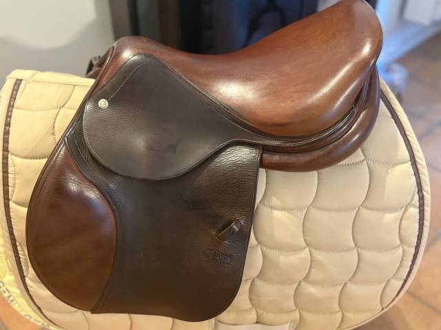 Selle d'occasion CWD 16" - spécial Noël  ? 