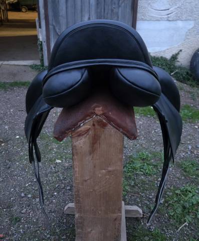 Selle dressage thorowgood T8