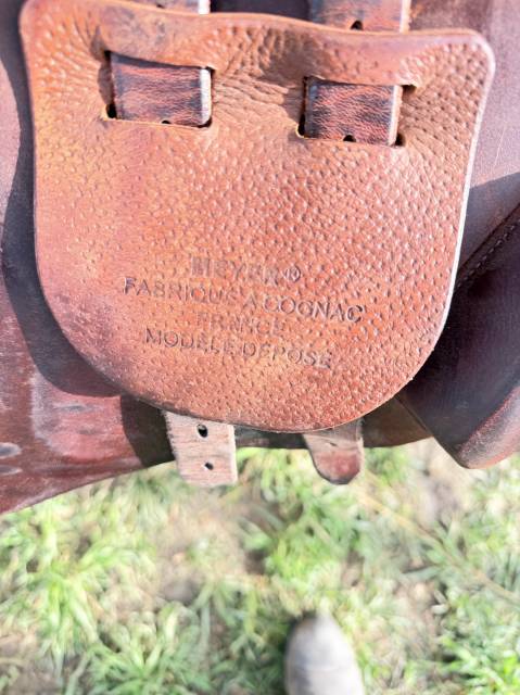 Selle meyer 2020 - semi creuse 17/4 veau 