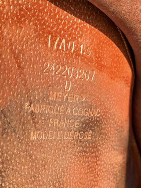 Selle meyer 2020 - semi creuse 17/4 veau 