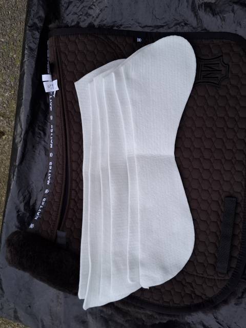 Tapis de selle Mattes neuf