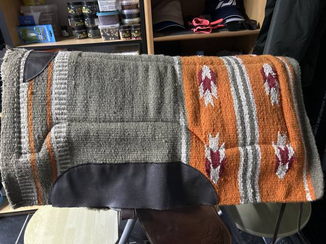 Selle western 16&rdquo;