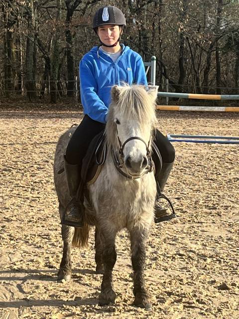 Très belle ponette d’avenir 