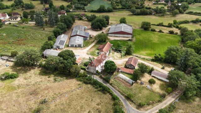 Exploitation ovine sur 220 ha parc naturel des causses du quercy
