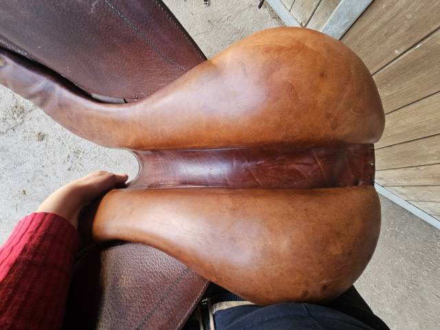 Selle dressage Belloir 17,5'