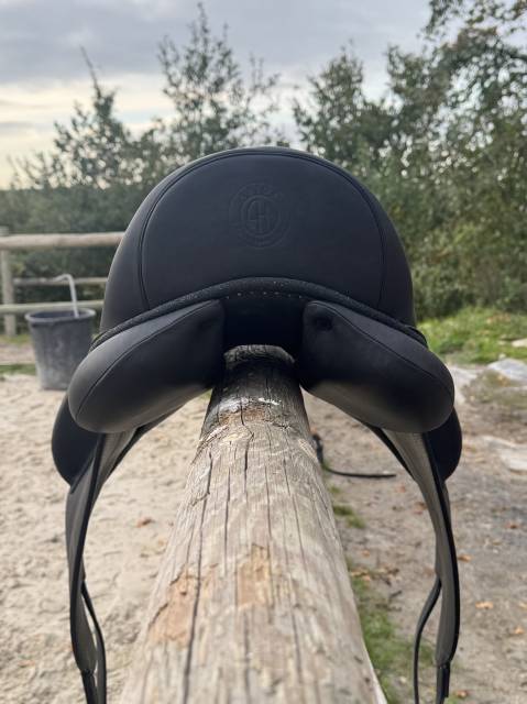 Selle dressage - Arion Sellier 