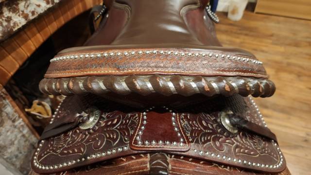 Selle western 16 pouces