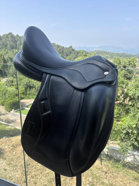 Selle dressage Ikonic 