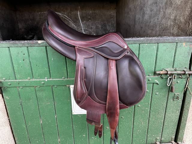 Selle Devoucoux Chiberta Lab