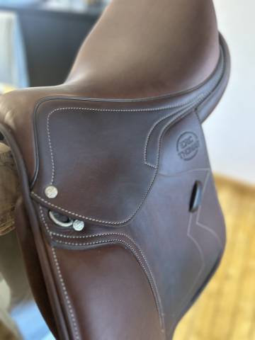 Selle mixte CSO &Eacute;ric Thomas by Antares &eacute;tat neuf 