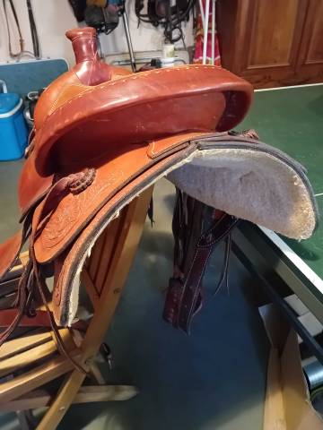 Selle western neuve 17 pouces