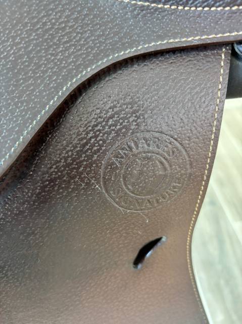 selle Antar&egrave;s 17.5 pouces