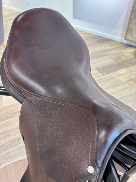 selle Antar&egrave;s 17.5 pouces