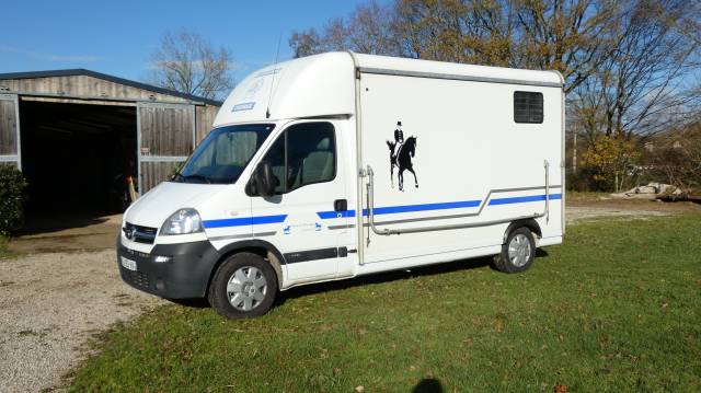 Vends vl opel movano deux chevaux état exceptionnel 