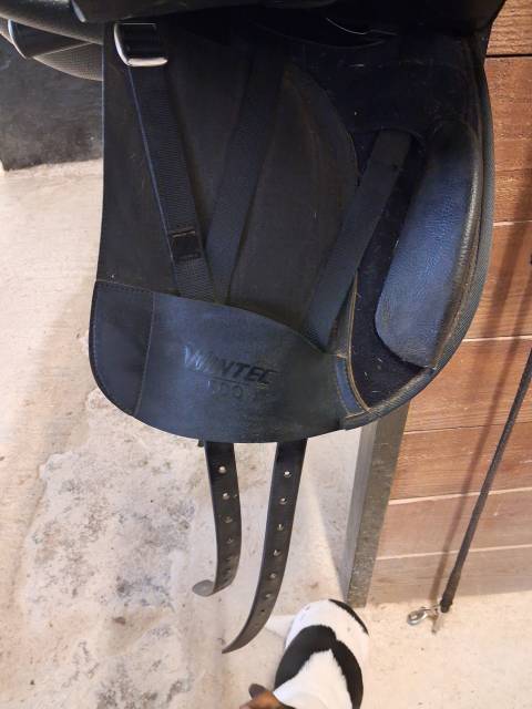 Selle Wintec Dressage Air Care. 17"
