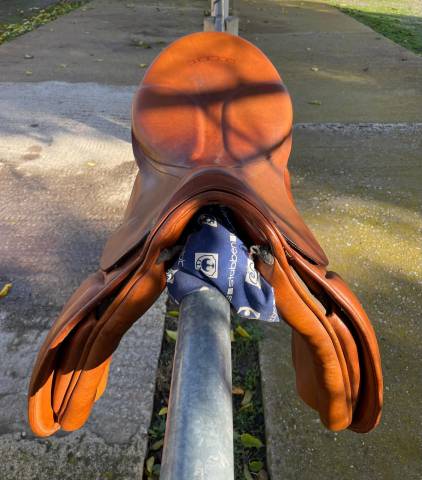 RARE Selle dressage/&eacute;quitation de travail Stubben 