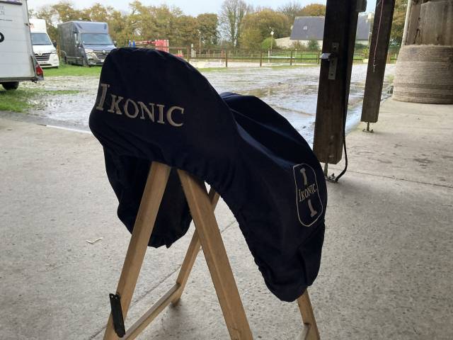 selle Ikonic jumping elite 17,5