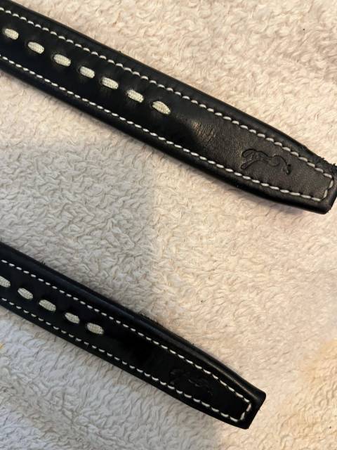 Etrivi&egrave;res Point Sellier Penelope Leprevost